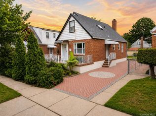 80-59 250th Street, Bellerose, NY 11426