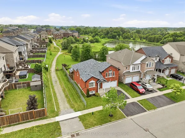 179 Fenning Dr, Clarington, ON L1E 3K2