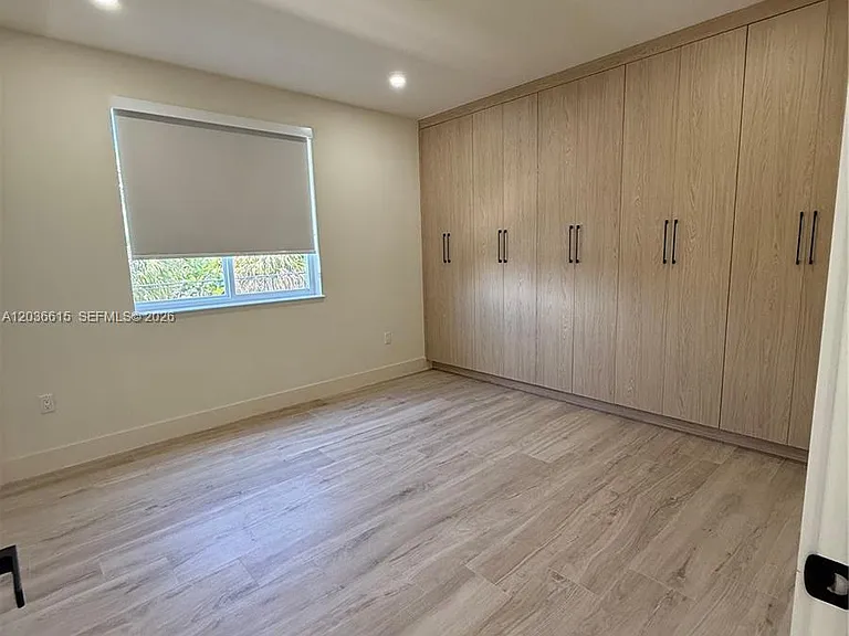 3326 Elizabeth St — Photo 40