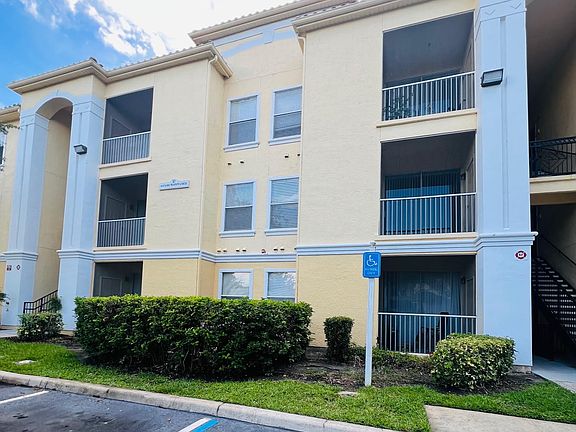 2nd image of 1400 Lake Shadow Cir APT 10205