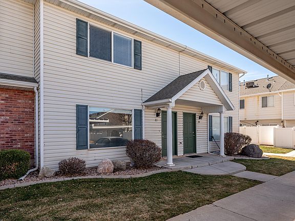 3rd image of 1148 N Northfield Rd Unit 21