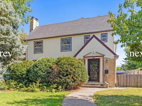 2925 Sunset Blvd, Minneapolis, MN