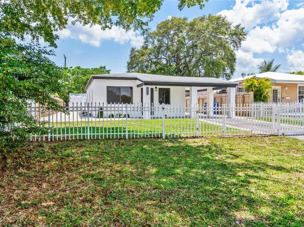 2174 NE 174th St, North Miami Beach, FL 33162