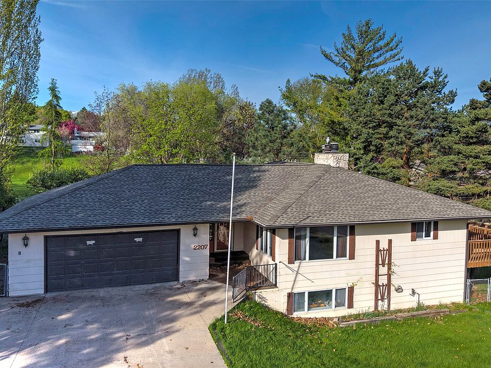 1st image of 2207 Garland Dr