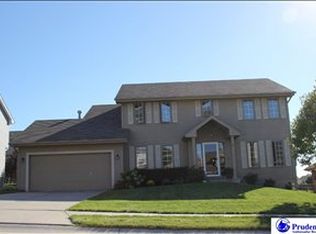 10019 Floyd St, La Vista, NE 68128