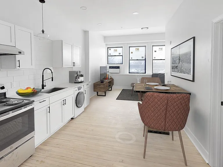 Holmes Street School Apartments — Photo 5