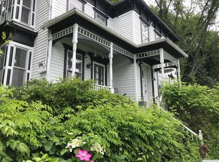 59 Mill St, New Baltimore, NY 12087