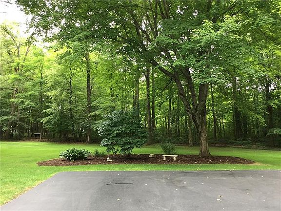 4th image of 4811 Northwoods Dr