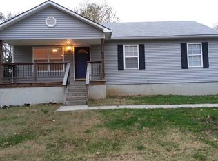 126 S Gant St, Sugar Creek, MO 64054