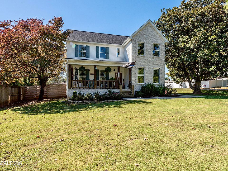 1st image of 1702 Linda Ln