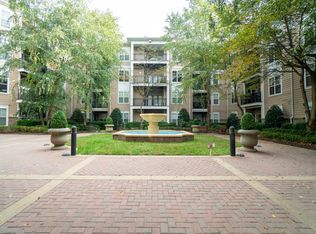 501 Hungerford Dr APT 463, Rockville, MD 20850