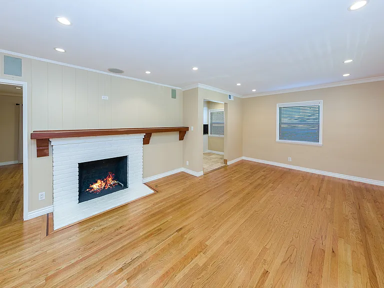 21441 De La Osa St — Photo 13