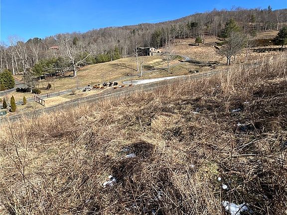 2nd image of 3 Summit View Parkway