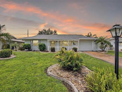 822 Oakmont Ave, Sun City Center, FL, 33573