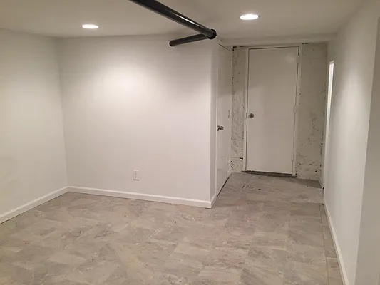 Rented by Nooklyn NYC LLC | media 25