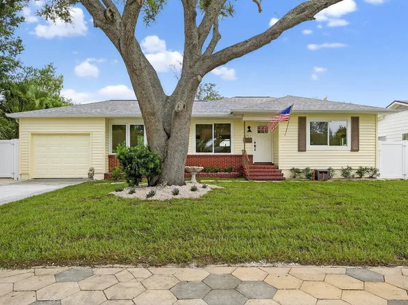 4751 Burlington Ave N, Saint Petersburg, FL 33713