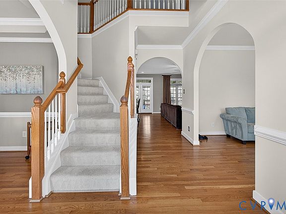 3rd image of 11908 Sumner Ct