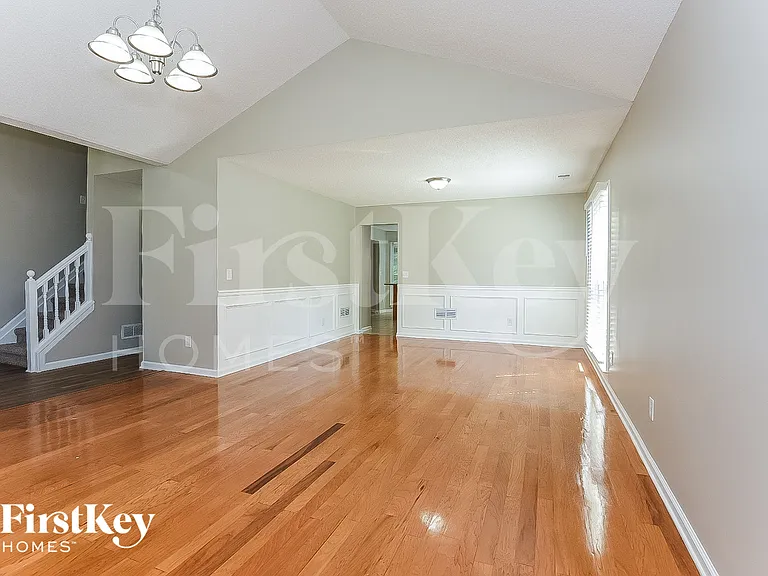 2606 Loring Rd NW — Photo 6