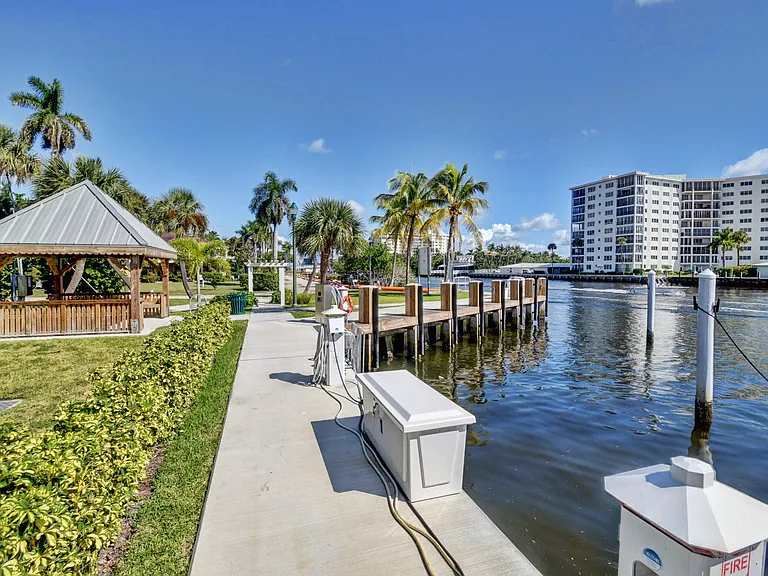 110 Marine Way #3 — Photo 40