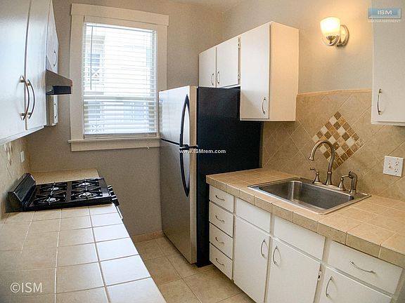 5th image of 1900 Eddy St #8434