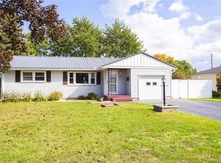 140 Verstreet Dr, Rochester, NY 14616