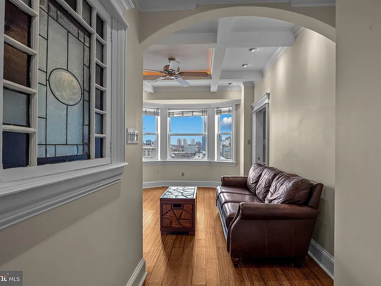 2135 Walnut St #1202 — Photo 5