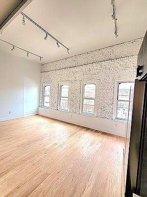 5th image of 90 Moore St #4A
