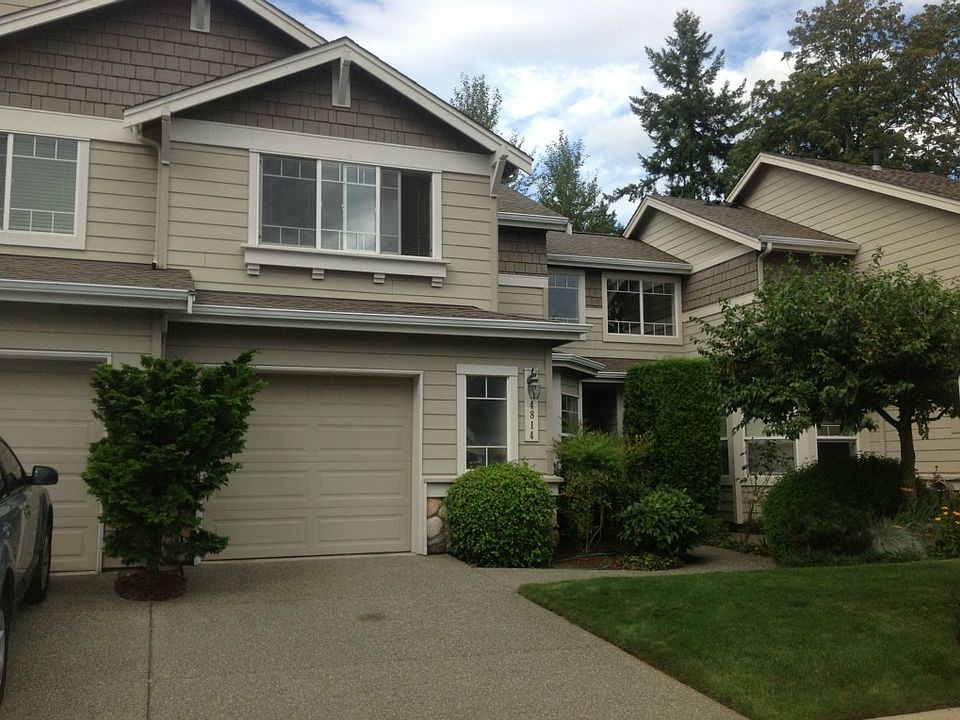 Beautiful Craftsman style townhome