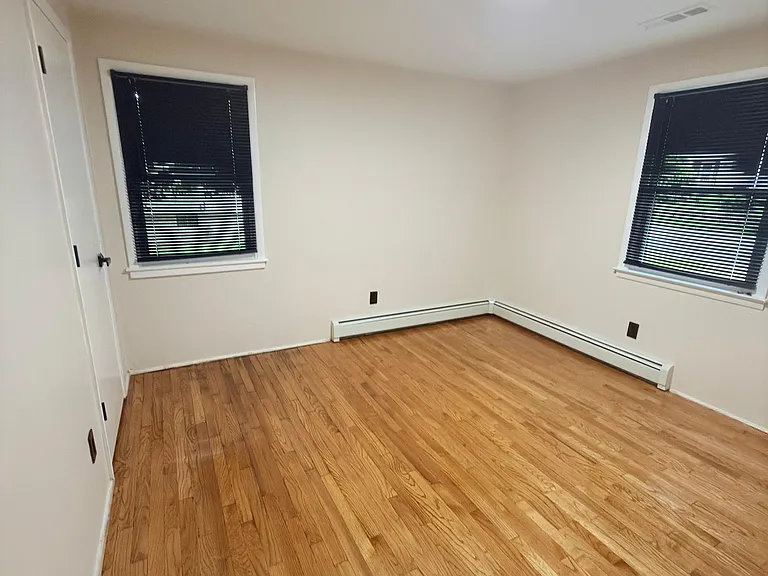 675 Platt St — Photo 4