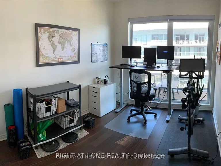 39 Annie Craig Dr #412 — Photo 19