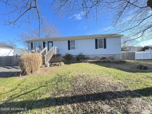 615 Monmouth Avenue, Port Monmouth, NJ 07758