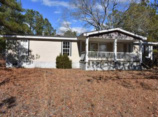 1428 James West Rd, Cassatt, SC 29032