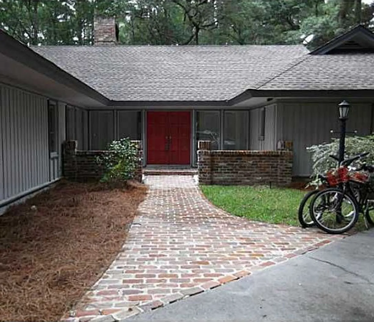 Home Located In Gated Community — Photo 2