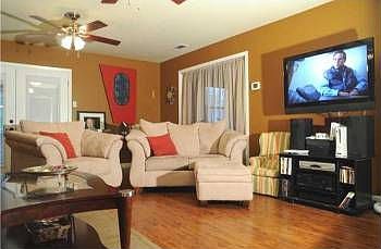 1st image of 3109 Fontana Dr