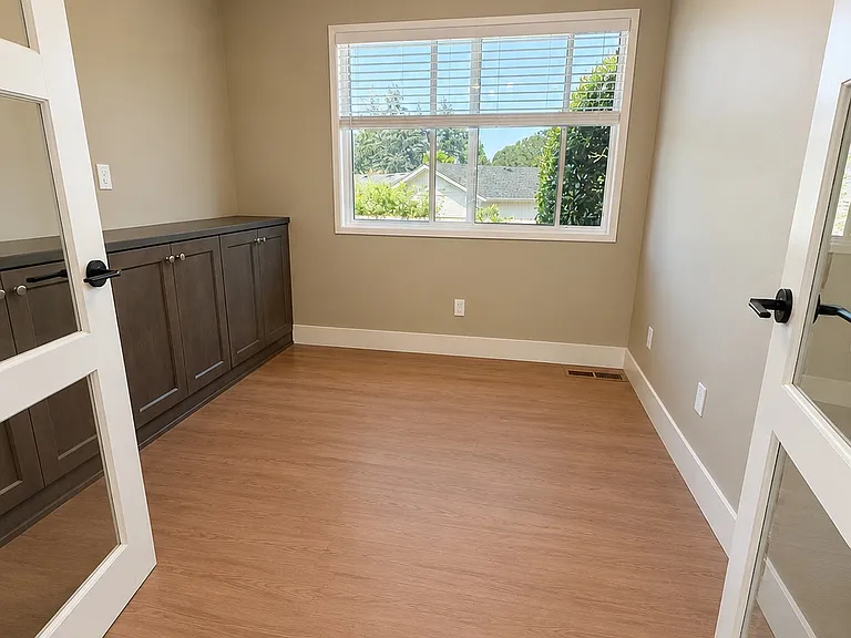 1277 Hallinan Cir — Photo 7