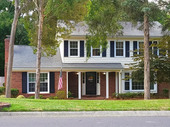 5117 Macandrew Dr, Charlotte, NC 28226