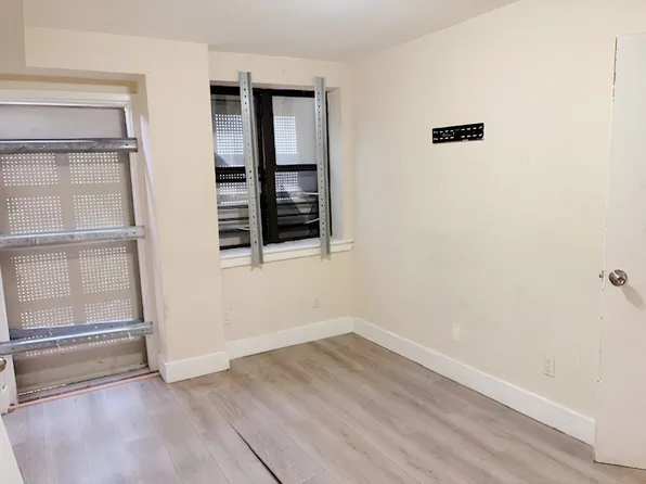 2517 Snyder Avenue image 12 of 14