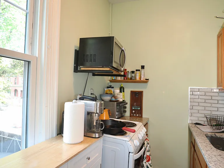 1535 17th St NW #1 — Photo 5