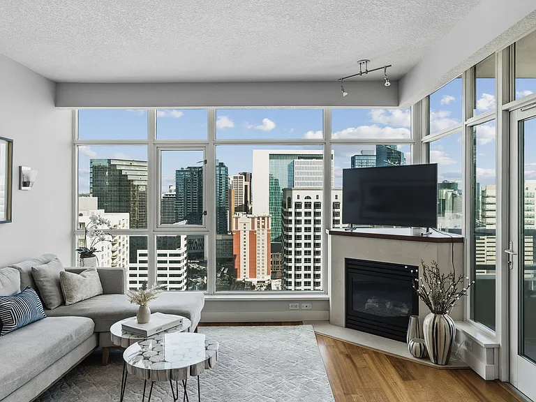 1199 Pacific Hwy #2903R — Photo 4