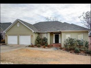 9 Village Grove Rd, Little Rock, AR 72211