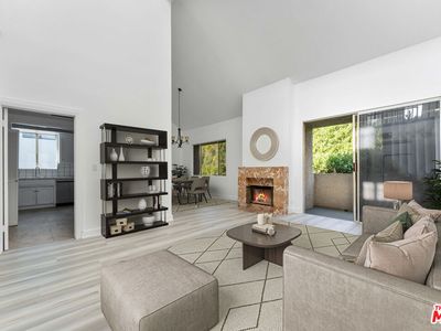10465 Eastborne Ave #PENTHOUSE 305, Los Angeles, CA, 90024