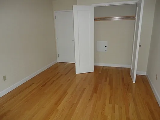 Rented by Urban Realty NYC | media 9