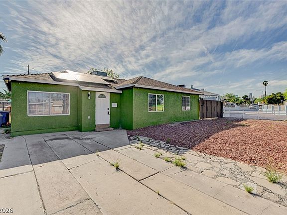 4th image of 1720 E Carson Ave