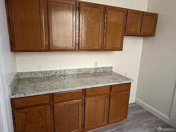 5th image of 1630 Sacramento St APT 3