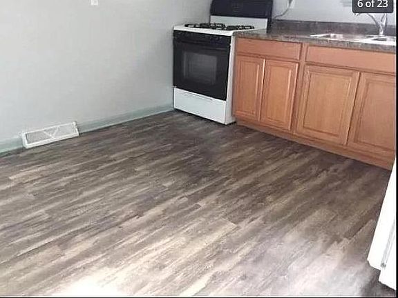 5th image of 2314 Eastmoreland Ave