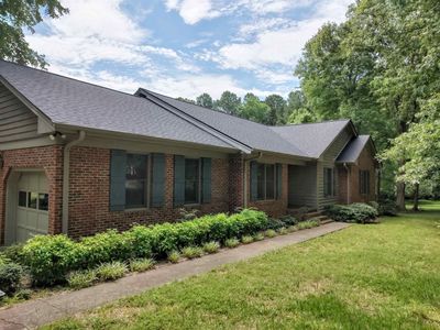 2200 Smith Dr, Clayton, NC, 27520