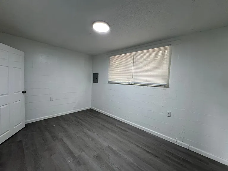 Horizon Circle Apartments — Photo 4