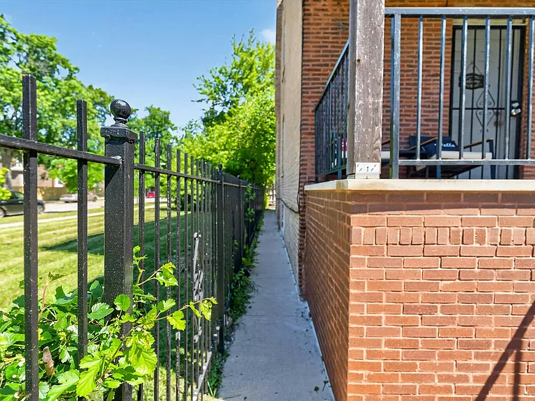 3622 W Franklin Blvd #1 — Photo 18