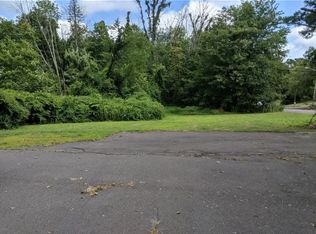 1260 Sherman Ave #2, Hamden, CT 06514