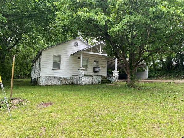 506 N Liberty St, Harrison, AR 72601